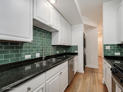 Tiny photo for 5224 N Winthrop Avenue #1C, Chicago, IL 60640 (MLS # 12586049)
