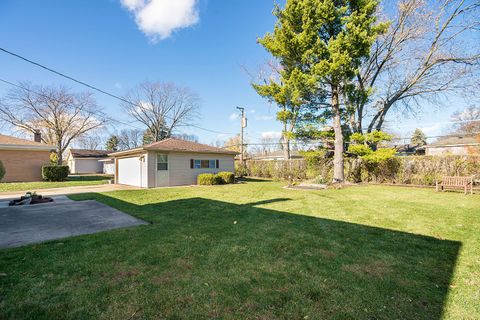 A home in Mount Prospect