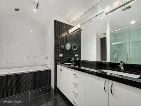 Tiny photo for 360 W ILLINOIS Street #8F, Chicago, IL 60654 (MLS # 12717245)