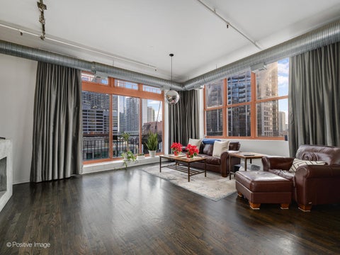 Tiny photo for 360 W ILLINOIS Street #8F, Chicago, IL 60654 (MLS # 12717245)