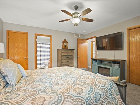 Tiny photo for 102 NE Centralia Place, Poplar Grove, IL 61065 (MLS # 12695394)