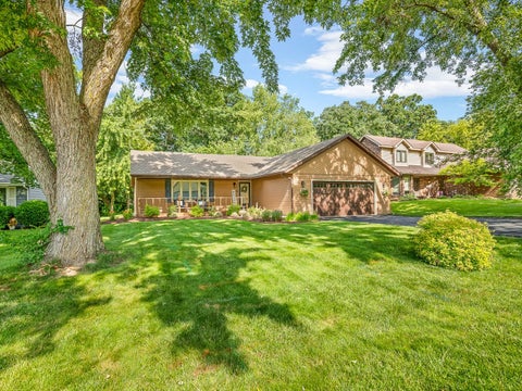 102 NE Centralia Place, Poplar Grove, IL 61065 - #: 12695394