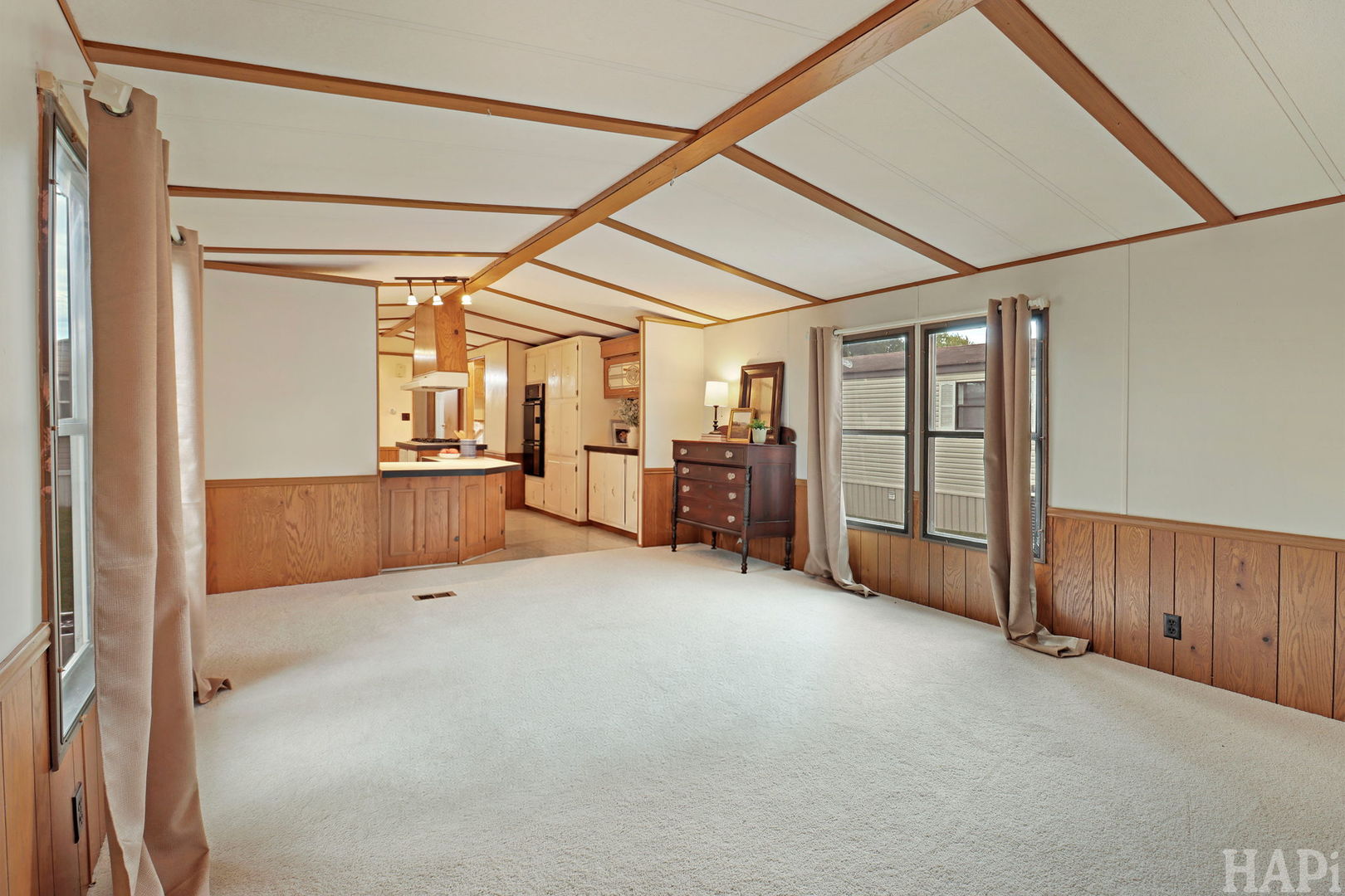 32605 N Center Lane