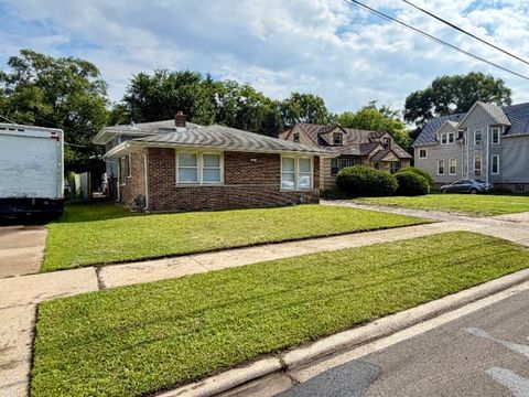 Tiny photo for 705 Sheridan Avenue, Dolton, IL 60419 (MLS # 12687872)