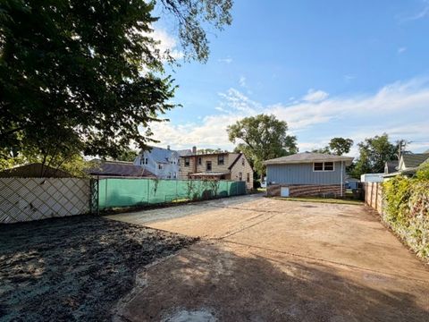 Tiny photo for 705 Sheridan Avenue, Dolton, IL 60419 (MLS # 12687872)