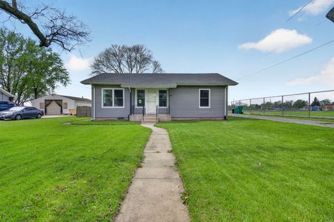 Photo of 605 S Eastern Avenue, Manhattan, IL 60442 (MLS # 12627382)