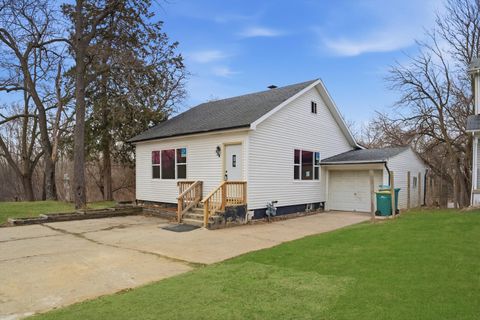 54 Hillcrest Avenue Fox Lake IL 60020