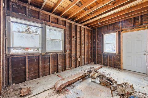 Tiny photo for 1102 N Laramie Avenue, Chicago, IL 60651 (MLS # 12533037)