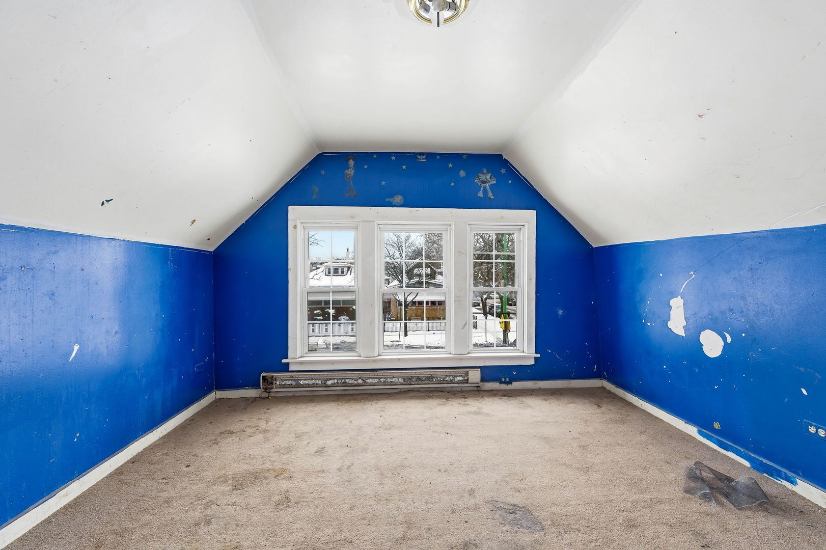 1102 N Laramie Avenue