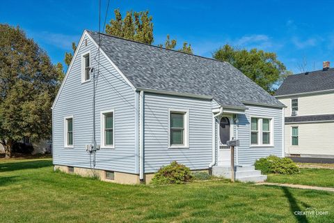 Tiny photo for 415 W Center Street, Sandwich, IL 60548 (MLS # 12478571)