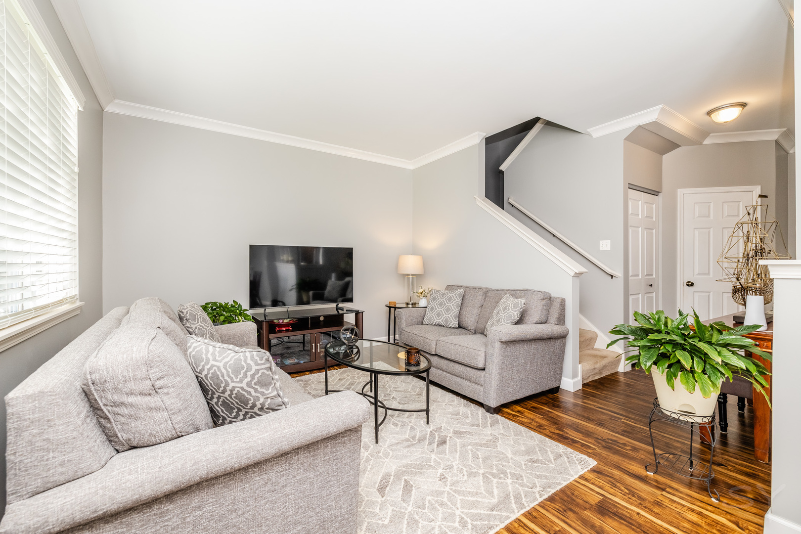 645 W Jonathan Drive