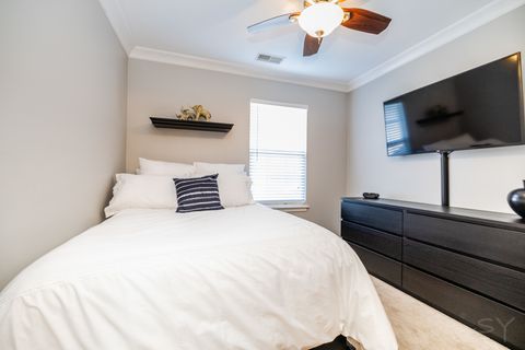 Tiny photo for 645 W Jonathan Drive, Round Lake, IL 60073 (MLS # 12478502)