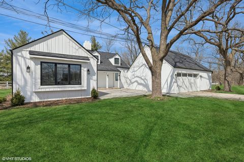 A home in Hawthorn Woods