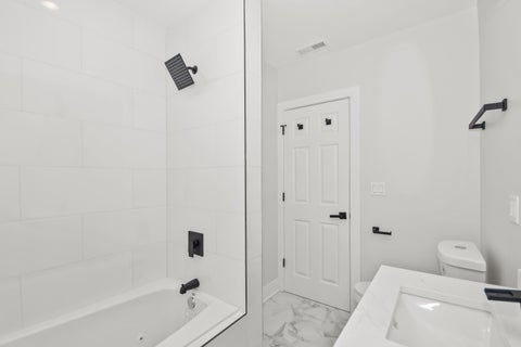 Tiny photo for 5529 W CORNELIA Avenue, Chicago, IL 60641 (MLS # 12710502)
