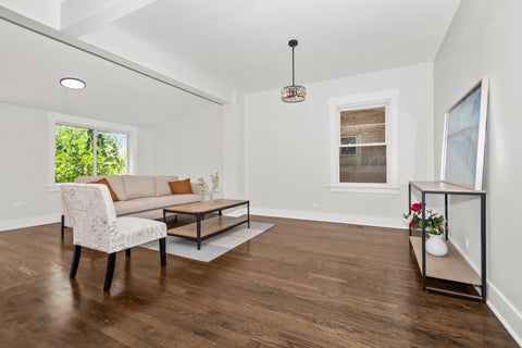 Tiny photo for 5529 W CORNELIA Avenue, Chicago, IL 60641 (MLS # 12710502)
