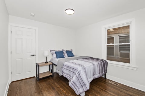 Tiny photo for 5529 W CORNELIA Avenue, Chicago, IL 60641 (MLS # 12710502)