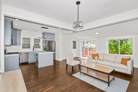 Tiny photo for 5529 W CORNELIA Avenue, Chicago, IL 60641 (MLS # 12710502)