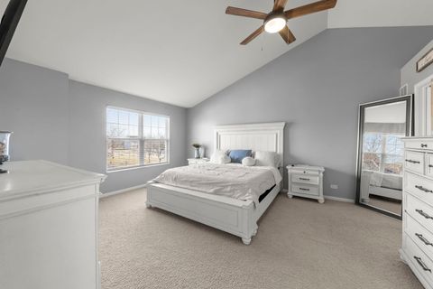 Tiny photo for 2408 Moutray Lane, North Aurora, IL 60542 (MLS # 12541935)