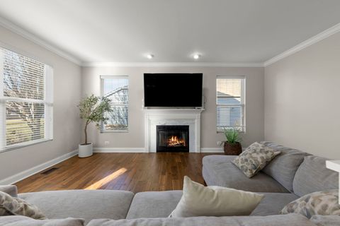 Tiny photo for 2408 Moutray Lane, North Aurora, IL 60542 (MLS # 12541935)