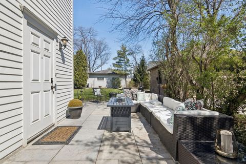 Tiny photo for 501 N Northwest Highway, Park Ridge, IL 60068 (MLS # 12608615)