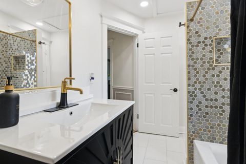 Tiny photo for 501 N Northwest Highway, Park Ridge, IL 60068 (MLS # 12608615)