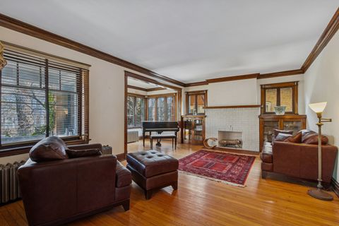 Tiny photo for 6714 N Ashland Avenue, Chicago, IL 60626 (MLS # 12538620)