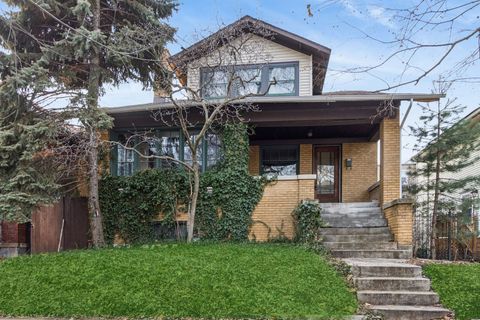 Photo of 6714 N Ashland Avenue, Chicago, IL 60626 (MLS # 12538620)