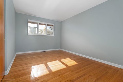 Tiny photo for 9043 Oriole Avenue, Morton Grove, IL 60053 (MLS # 12529523)