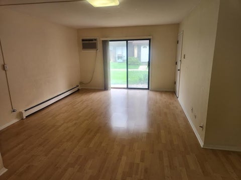 Tiny photo for 10423 Dearlove Road #2, Glenview, IL 60025 (MLS # 12728123)