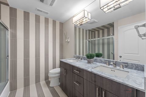 Tiny photo for 2 N Tower Road, Oak Brook, IL 60523 (MLS # 12579609)