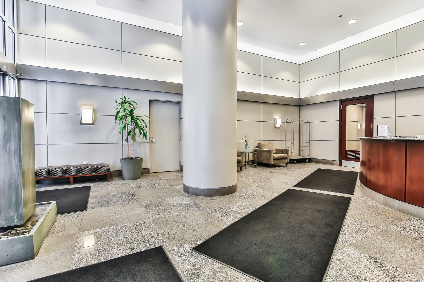 600 N DEARBORN Street 603