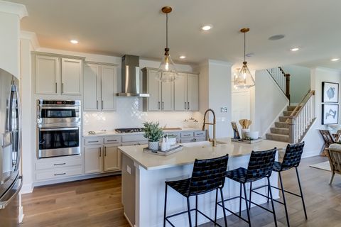 Tiny photo for 4 Hawthorn Ridge Drive, Hawthorn Woods, IL 60047 (MLS # 12453562)