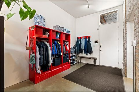 Tiny photo for 2100 W Eastwood Avenue, Chicago, IL 60625 (MLS # 12582648)
