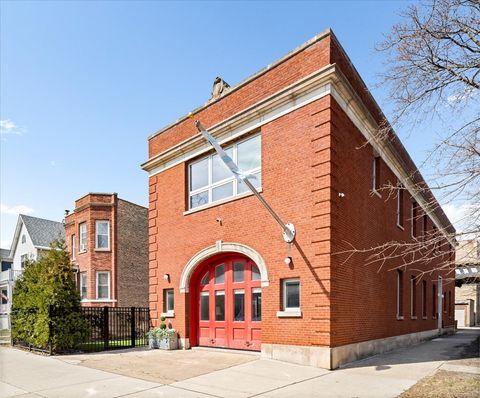Tiny photo for 2100 W Eastwood Avenue, Chicago, IL 60625 (MLS # 12582648)