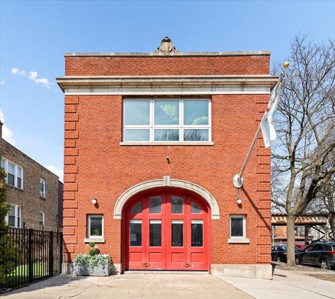 2100 W Eastwood Avenue Chicago IL 60625