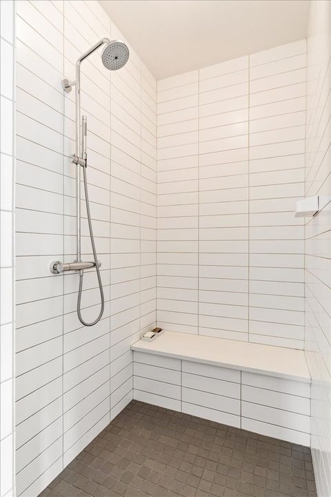 Tiny photo for 2100 W Eastwood Avenue, Chicago, IL 60625 (MLS # 12582648)