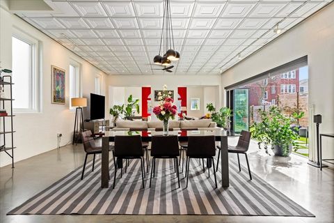 Tiny photo for 2100 W Eastwood Avenue, Chicago, IL 60625 (MLS # 12582648)
