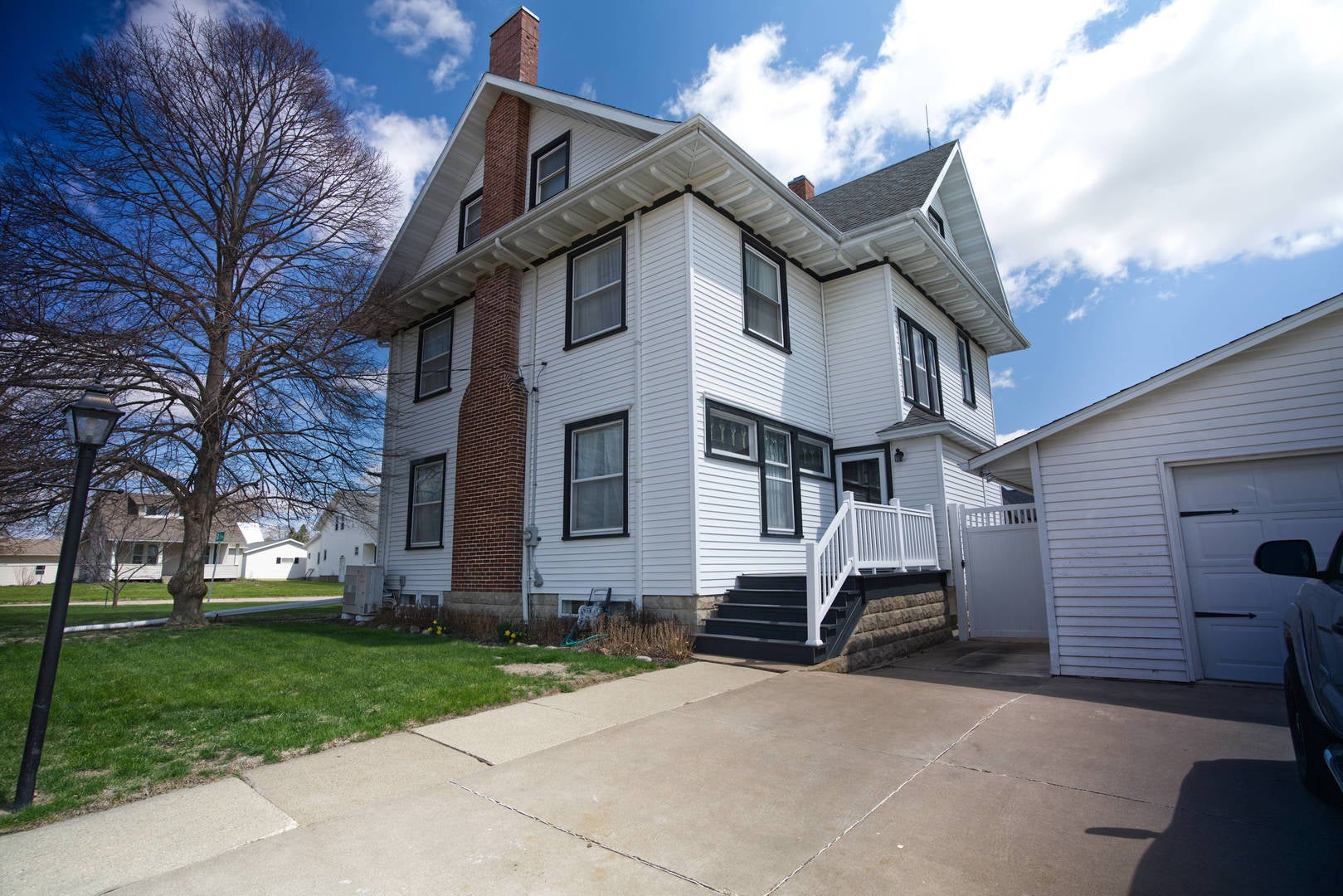 401 MARKET Street