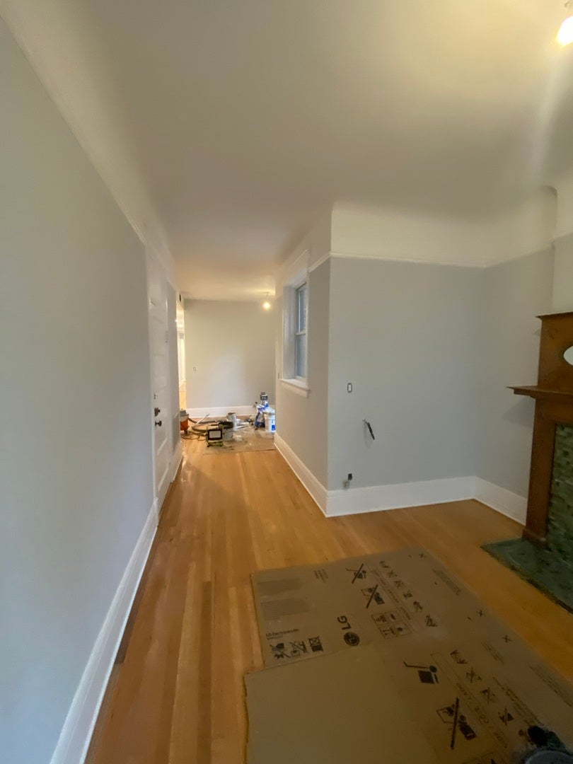 10 W CHESTNUT Street 4