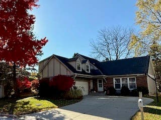Tiny photo for 206 Ashland Court, Vernon Hills, IL 60061 (MLS # 12615054)