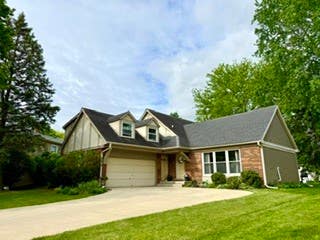 Photo of 206 Ashland Court, Vernon Hills, IL 60061 (MLS # 12615054)