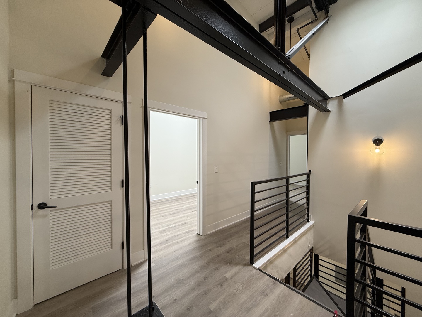 1453 Maple Avenue 211