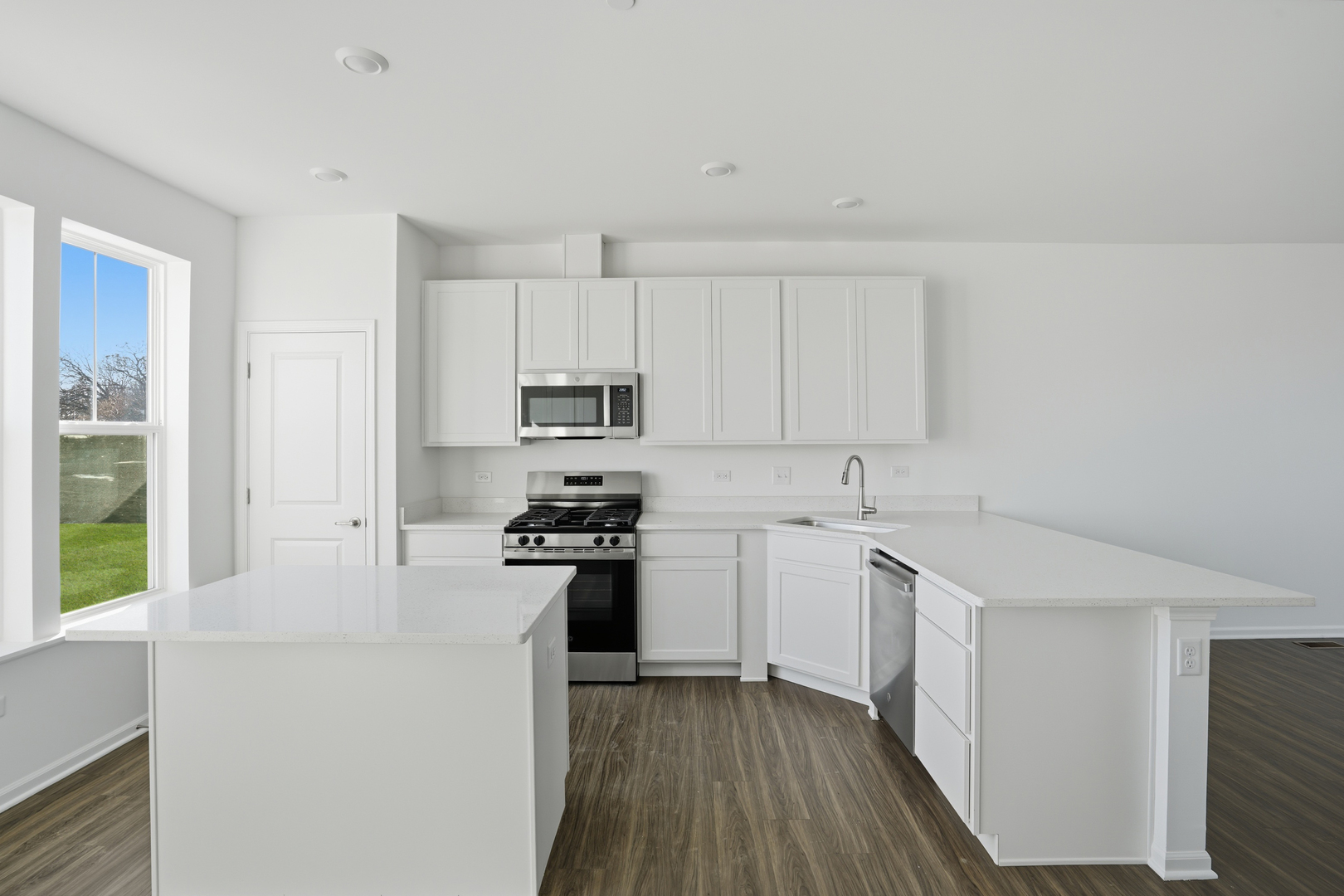 319 Settlers Place