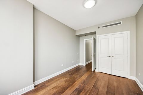 Tiny photo for 55 E Erie Street #2901, Chicago, IL 60611 (MLS # 12599179)