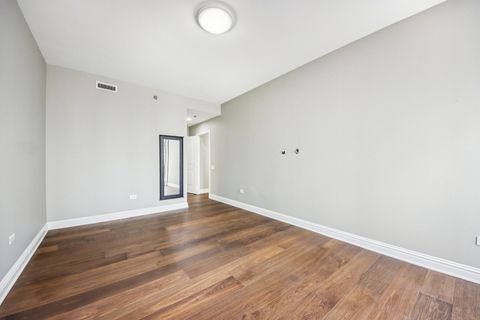 Tiny photo for 55 E Erie Street #2901, Chicago, IL 60611 (MLS # 12599179)