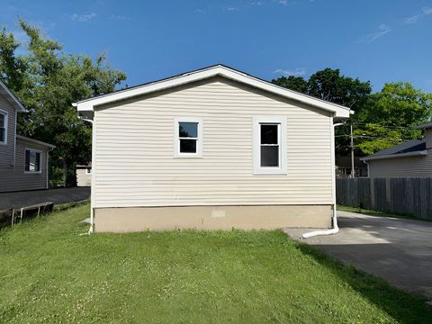 Tiny photo for 1023 N Elmwood Avenue, Waukegan, IL 60085 (MLS # 12412052)