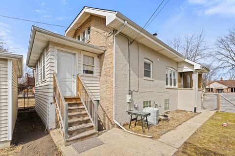 Tiny photo for 3336 Grand Boulevard, Brookfield, IL 60513 (MLS # 12513750)