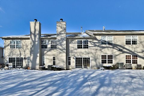 Tiny photo for 5205 Granite Court, Crystal Lake, IL 60012 (MLS # 12554261)
