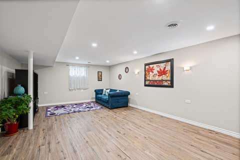Tiny photo for 740 N Michigan Street, Elmhurst, IL 60126 (MLS # 12727400)