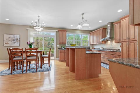 Tiny photo for 312 Camargo Court, Vernon Hills, IL 60061 (MLS # 12679375)